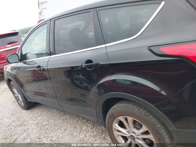 Ford ESCAPE SE 2019 1FMCU0GD7KUB14269 Image 14