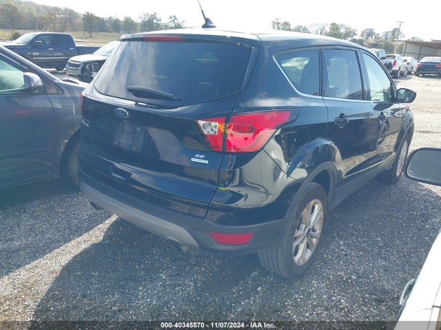 Ford ESCAPE SE 2019 1FMCU0GD7KUB14269 Image 4