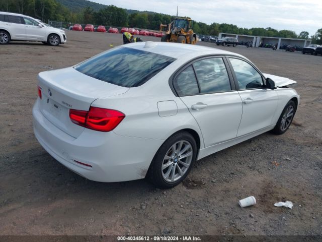 WBA8A3C5XJA491579 BMW 320i Xdrive