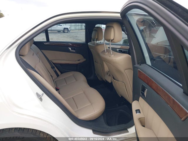 40345643 :رقم المزاد ، WDDHF5GB6AA079777 vin ، 2010 Mercedes-benz E 350 مزاد بيع