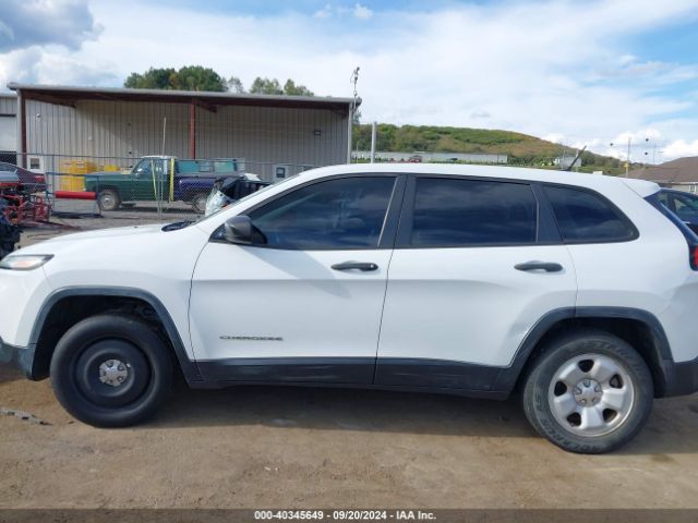 1C4PJMAB6EW162447 Jeep Cherokee Sport