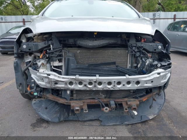1FADP5CU0GL101031 Ford C-max Energi Sel