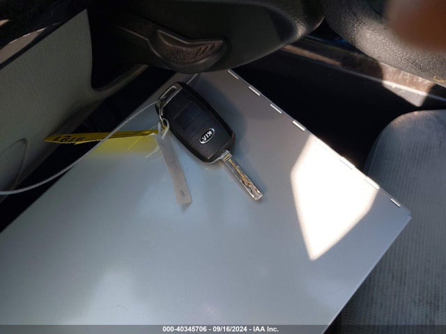 KIA Sorento Lx V6 2015 5XYKTDA74FG605418 Image 11
