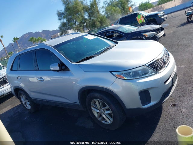 KIA Sorento Lx V6 2015 5XYKTDA74FG605418 Image 13