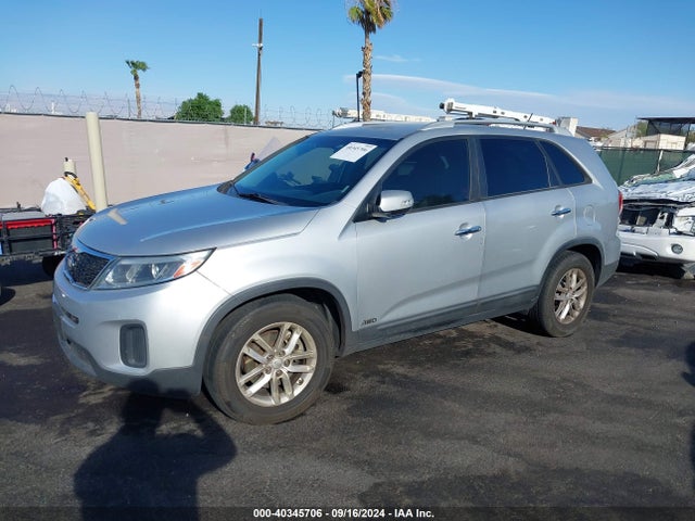 KIA Sorento Lx V6 2015 5XYKTDA74FG605418 Image 14