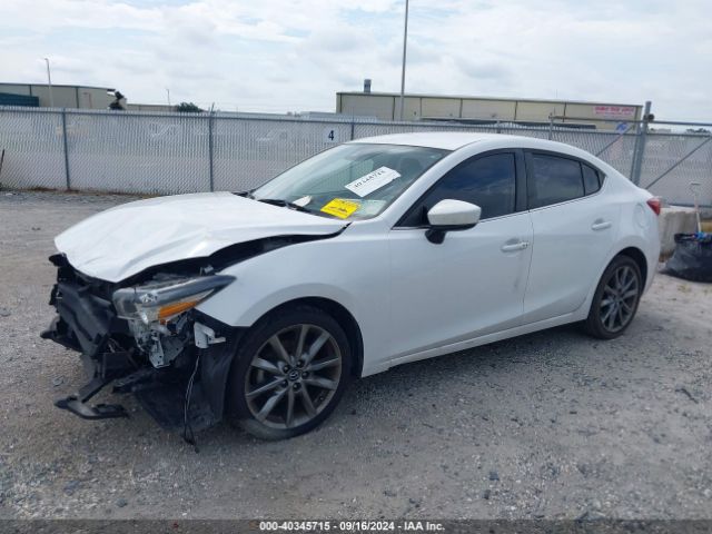 3MZBN1V30JM239868 Mazda Mazda3 Touring