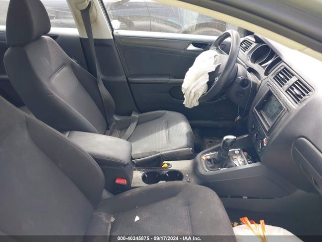 3VW2K7AJ9FM352547 Volkswagen Jetta 2.0l S