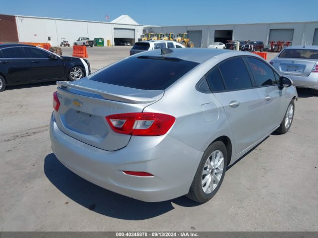 1G1BC5SM3H7113143 Chevrolet Cruze Ls Auto