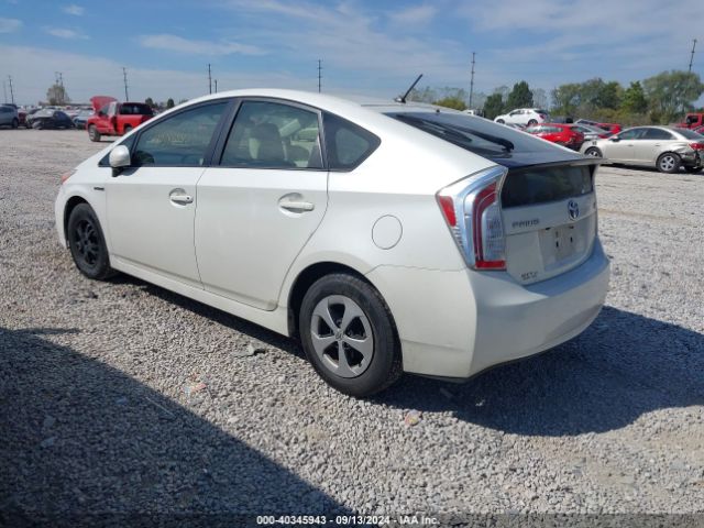 JTDKN3DU9F0395586 Toyota Prius Two