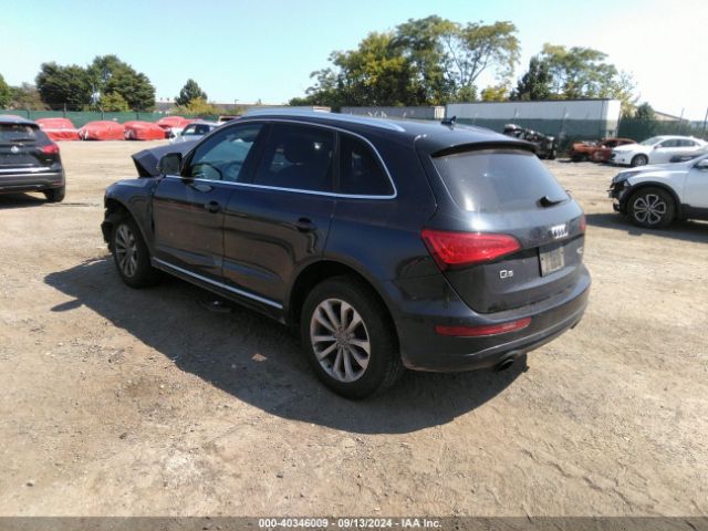 WA1LFAFP7EA122792 Audi Q5 2.0t Premium