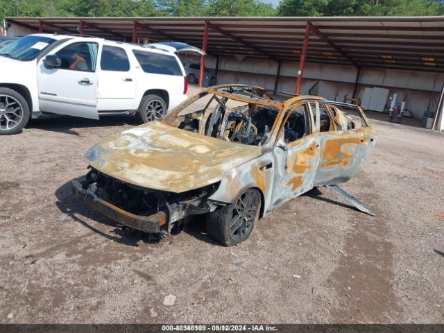 5XXGT4L39LG438392 KIA Optima Se