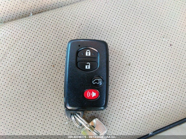4T3ZK3BB9FU072238 Toyota Venza Xle V6