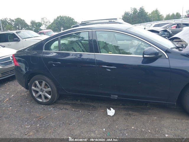 YV126MFK4G2396563 Volvo S60 T5 Drive-e Premier