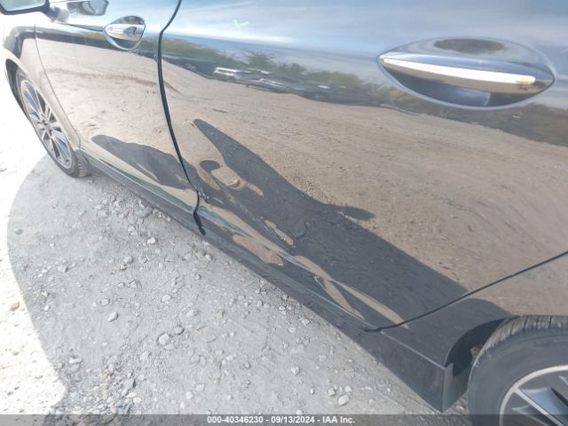 3LN6L2J97FR615711 Lincoln MKZ