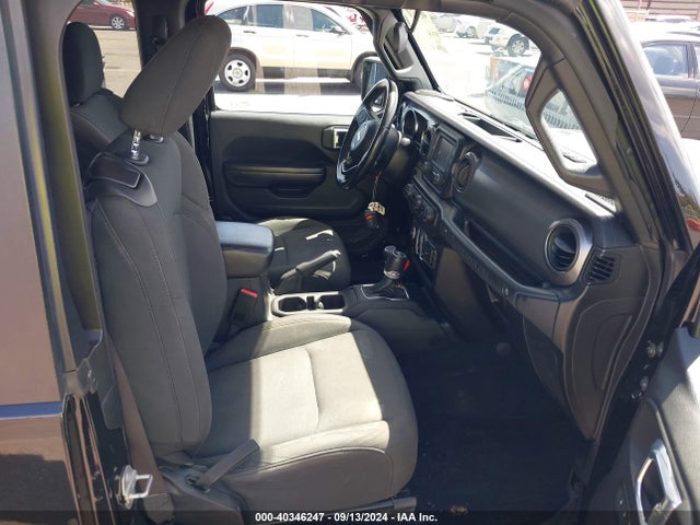 1C4HJXAG4MW779216 Jeep Wrangler Sport S 4x4