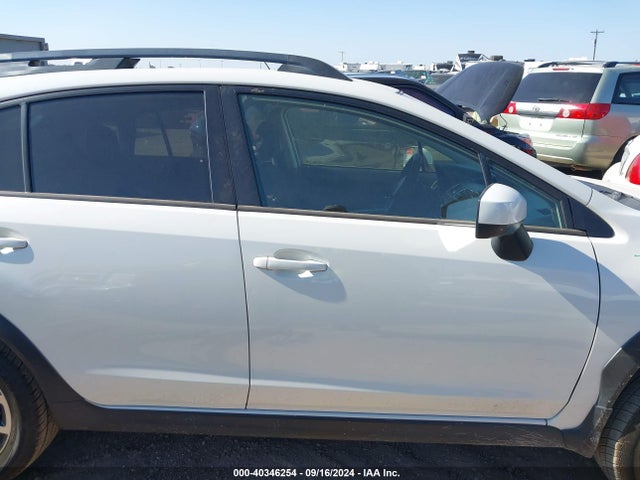 Subaru Crosstrek 2.0i Premium 2017 JF2GPABC4H9204414 Image 14