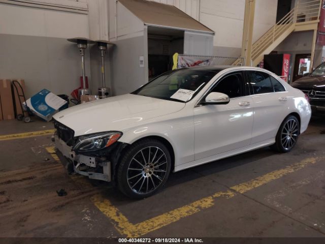 55SWF4JB7FU046983 Mercedes-Benz C 300 Luxury/sport