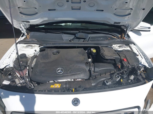 WDCTG4GB5KU008821 Mercedes-Benz Gla 250 4matic