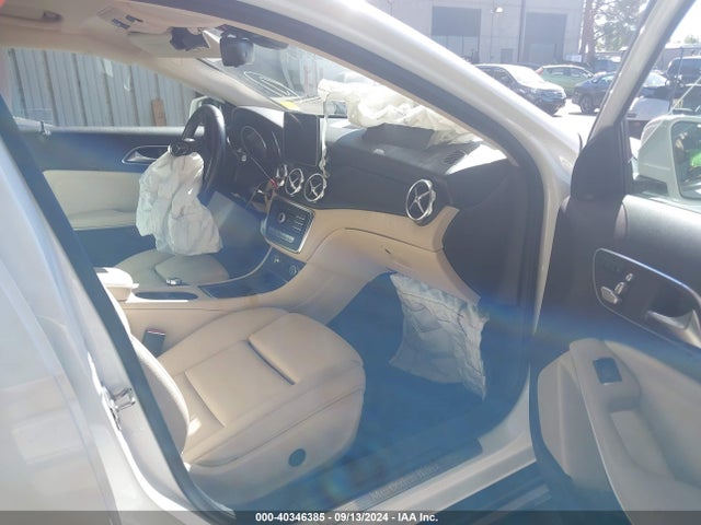 WDCTG4GB5KU008821 Mercedes-Benz Gla 250 4matic