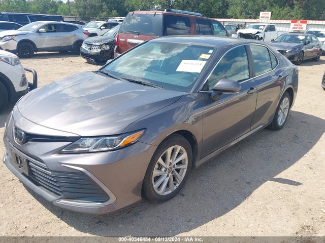 Toyota CAMRY LE 2023 4T1C11AK9PU744078 Image 2