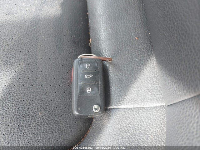 WVGBV7AX8GW573794 Volkswagen TIGUAN SE