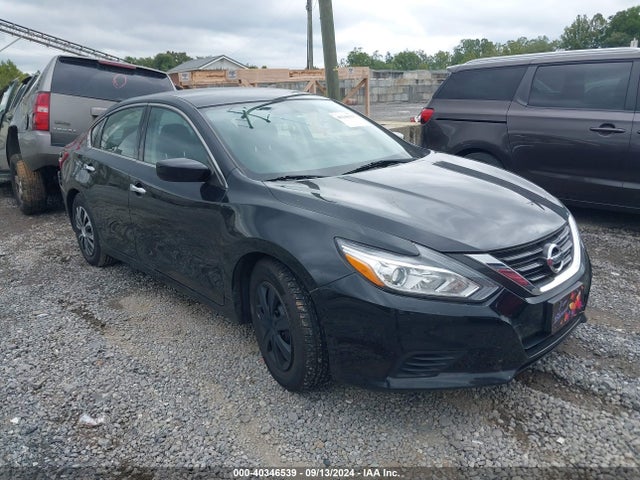 2017 1N4AL3AP9HN332192 main image