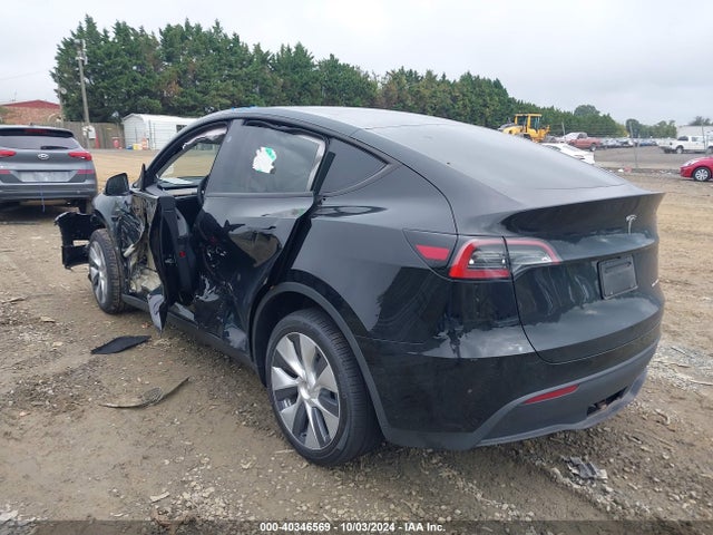 2024 TESLA MODEL Y 7SAYGDEE5RA214619 Photo 2