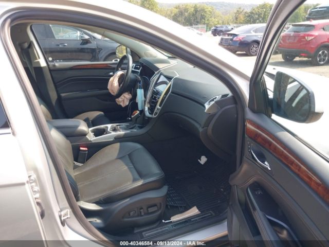 3GYFNEE38GS569056 Cadillac Srx Luxury Collection