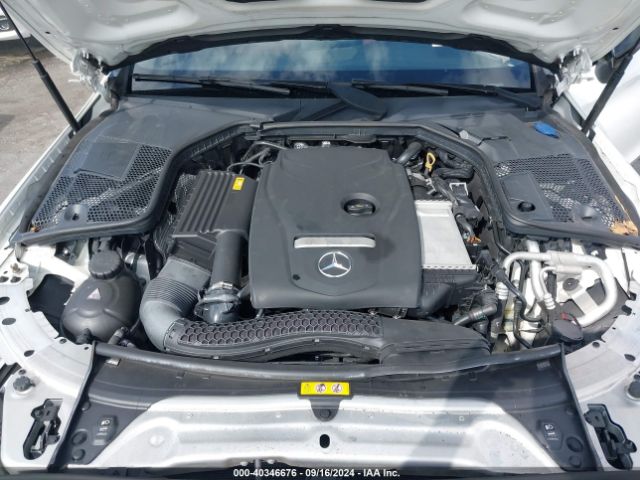 WDDWJ4JB1JF636140 Mercedes-Benz C 300