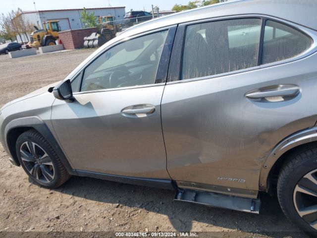 JTHU9JBH6K2014006 Lexus UX 250H