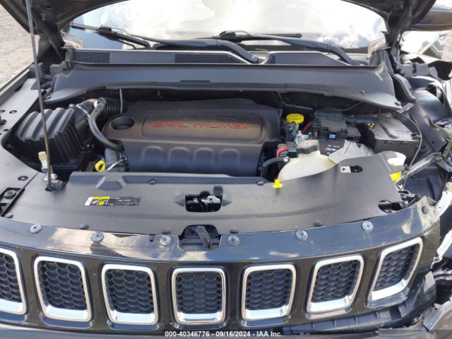 3C4NJDBB2JT144274 Jeep Compass Latitude 4x4