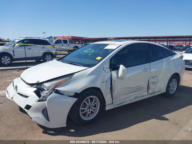 Toyota Prius Three 2018 JTDKARFU3J3058592 Image 6