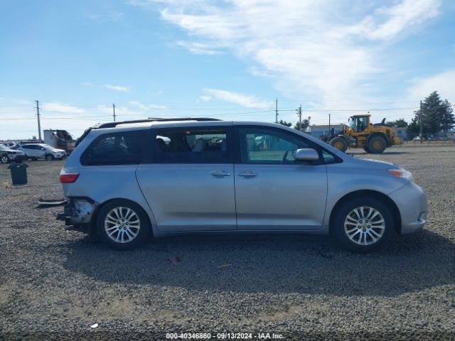 5TDYK3DC7GS704884 Toyota Sienna Xle 8 Passenger