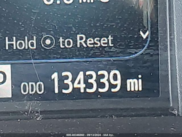 5TDYK3DC7GS704884 Toyota Sienna Xle 8 Passenger