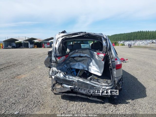 5TDYK3DC7GS704884 Toyota Sienna Xle 8 Passenger