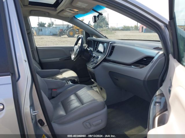 5TDYK3DC7GS704884 Toyota Sienna Xle 8 Passenger
