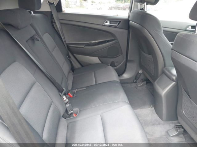 KM8J3CA49GU037030 Hyundai TUCSON SE