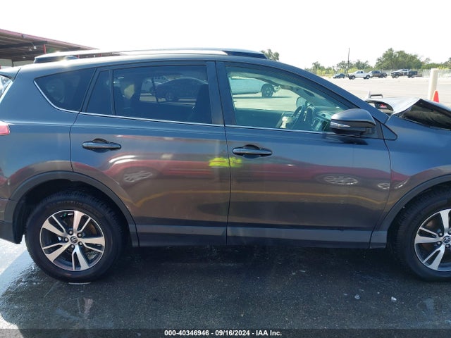 Toyota Rav4 Xle 2017 JTMWFREVXHJ705654 Image 12