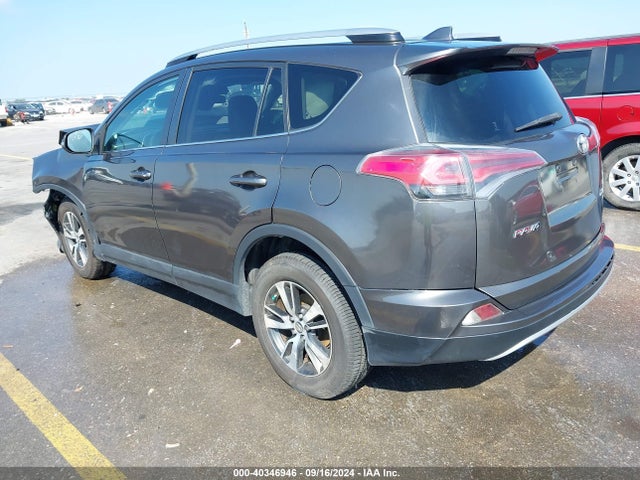 Toyota Rav4 Xle 2017 JTMWFREVXHJ705654 Image 3