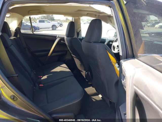 Toyota Rav4 Xle 2017 JTMWFREVXHJ705654 Image 8