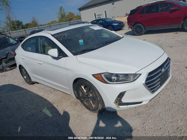 2017 5NPD84LF3HH160163 main image