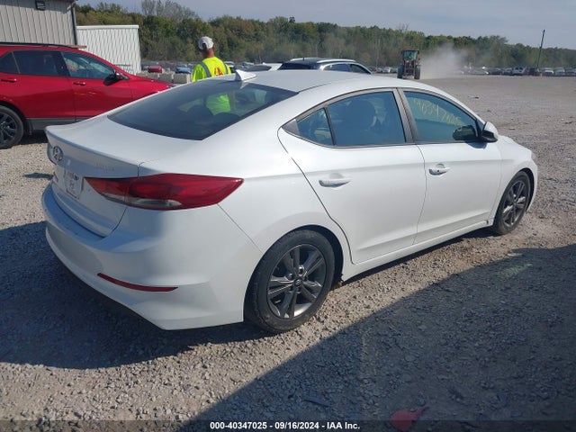 Hyundai Elantra Value Edition 2017 5NPD84LF3HH160163 Image 4
