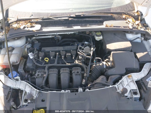 Ford FOCUS SE 2017 1FADP3F24HL237856 Image 10