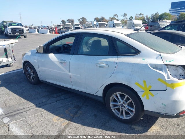 Ford FOCUS SE 2017 1FADP3F24HL237856 Image 14