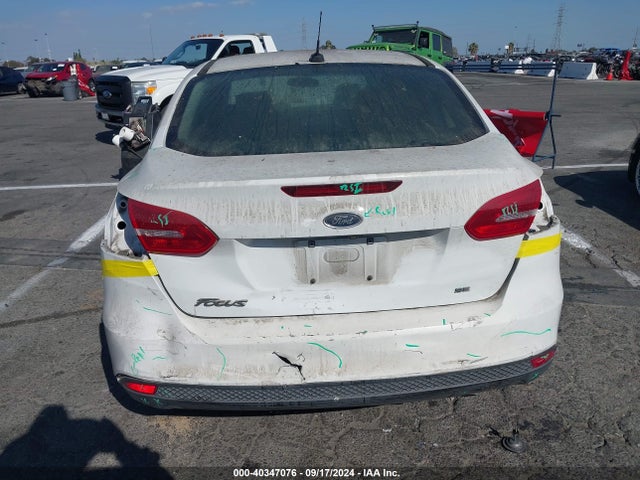 Ford FOCUS SE 2017 1FADP3F24HL237856 Image 16