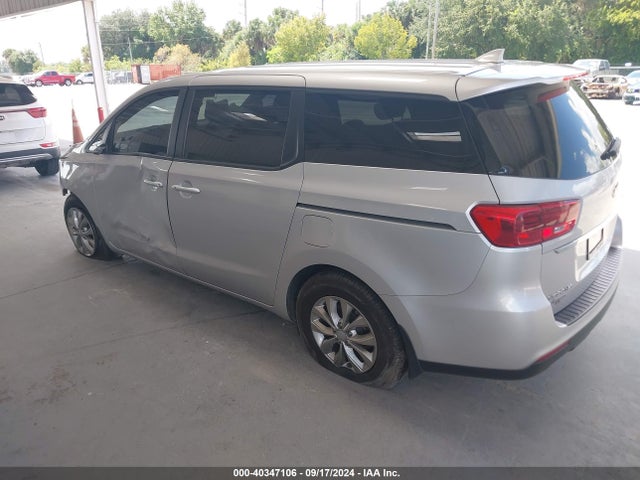 KIA SEDONA LX 2020 KNDMB5C10L6601648 Image 3