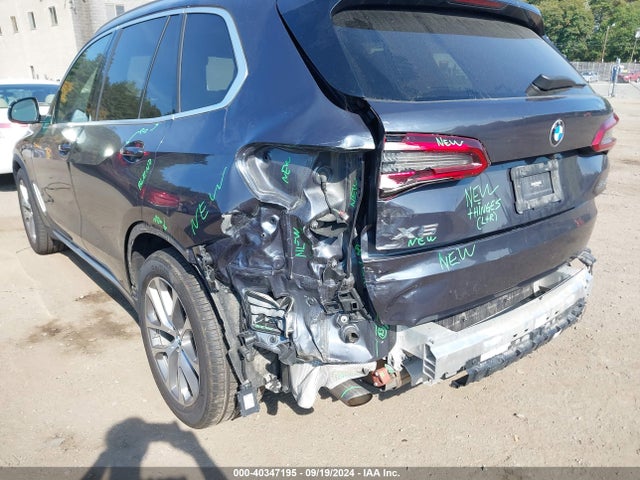 5UXCR6C06LLL82618 BMW X5 Xdrive40i
