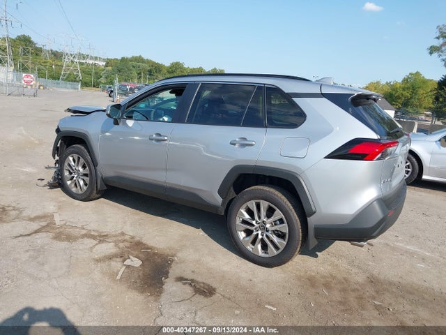 Toyota Rav4 Xle Premium 2024 2T3A1RFV8RC427638 Image 3