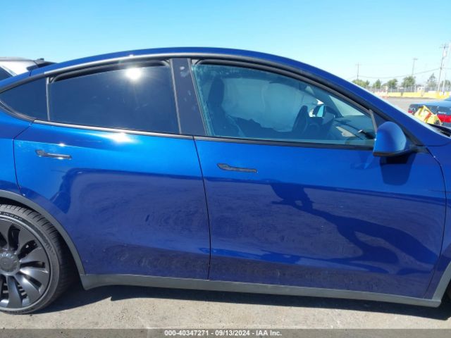 7SAYGDEF3NF349359 Tesla Model Y Performance Dual Motor All-wheel Drive
