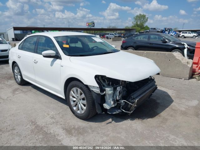 1VWAT7A39FC042779 auction archive image